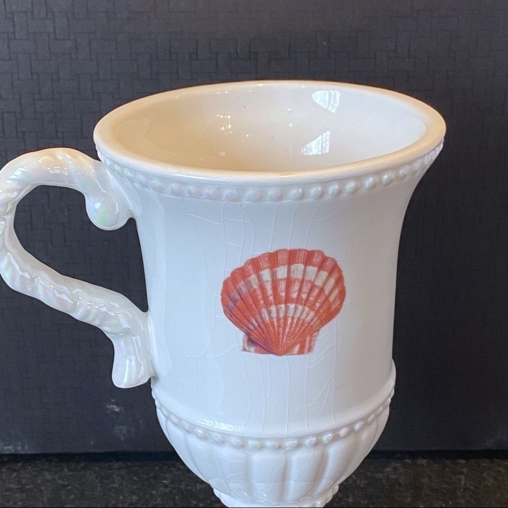 CIC | 2 Shell Mugs - Picture 3 of 8